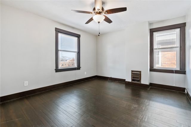 3409 Brownsville Rd, Brentwood, PA 15227