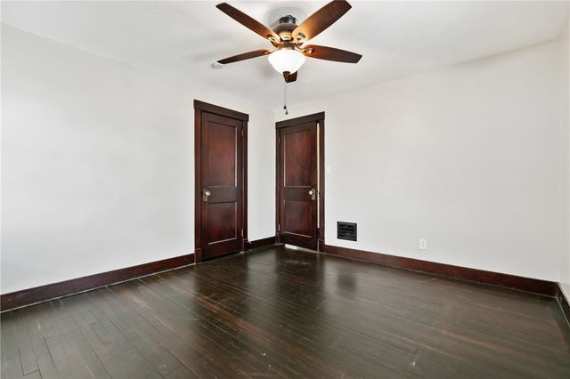 3409 Brownsville Rd, Brentwood, PA 15227