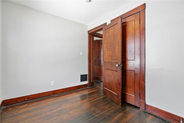 3409 Brownsville Rd, Brentwood, PA 15227