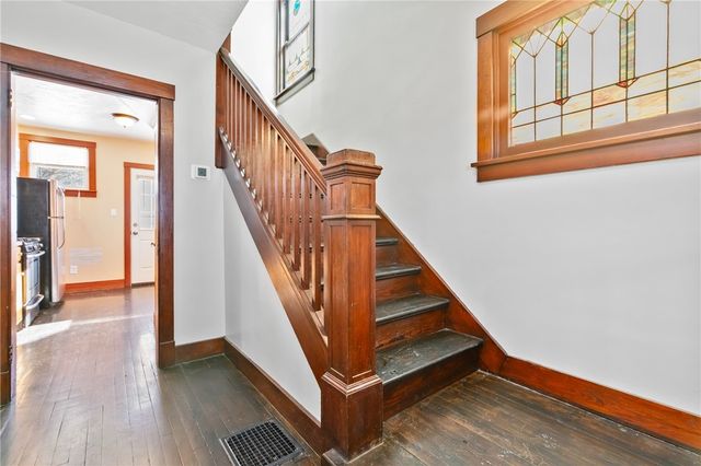 3409 Brownsville Rd, Brentwood, PA 15227