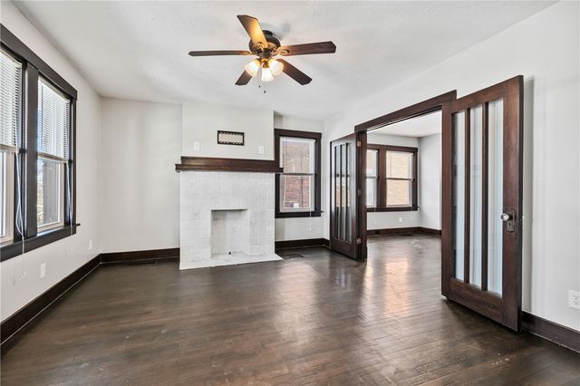 3409 Brownsville Rd, Brentwood, PA 15227