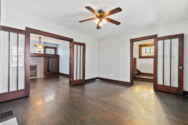 3409 Brownsville Rd, Brentwood, PA 15227