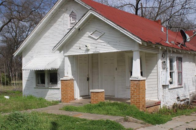 1717 N Tenneha, Tyler, TX 75702