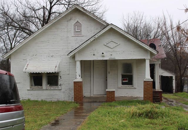 1717 N Tenneha, Tyler, TX 75702