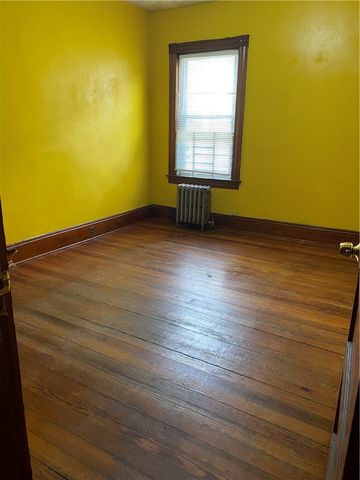 69 Erastus Street, Providence, RI 02908