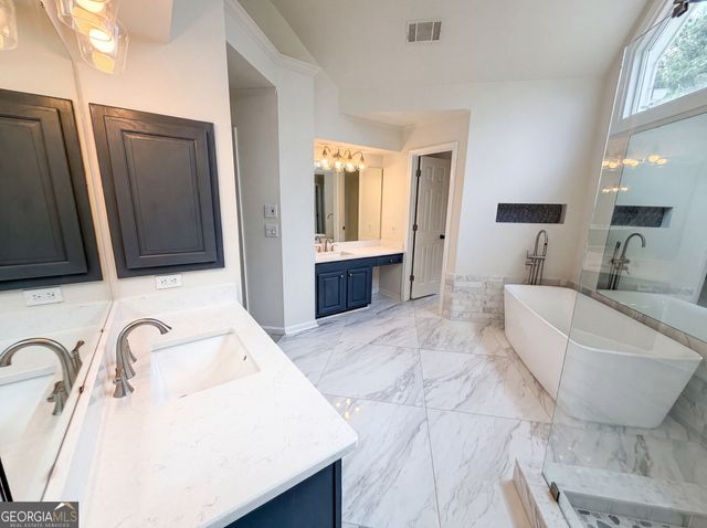 1900 Milfield Circle, Snellville, GA 30078