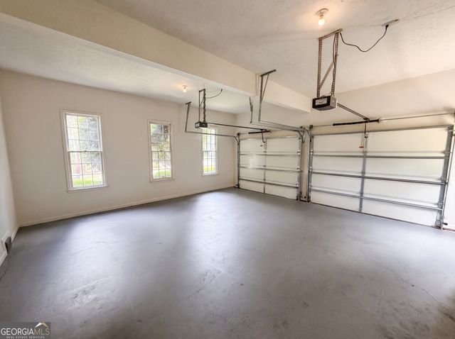 1900 Milfield Circle, Snellville, GA 30078