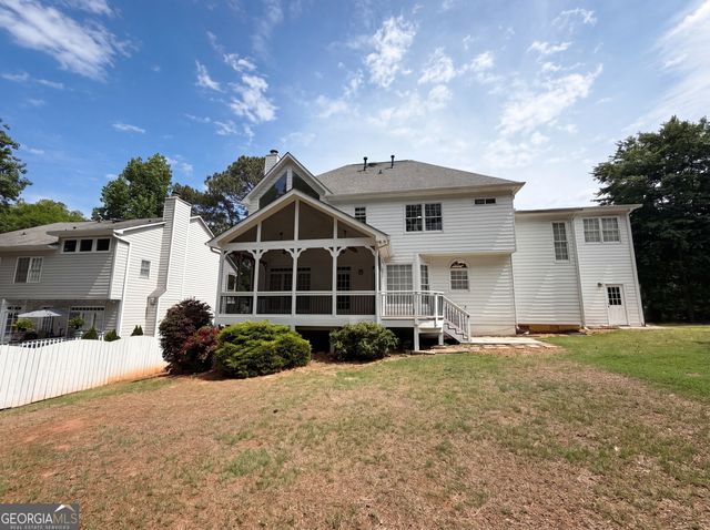 1900 Milfield Circle, Snellville, GA 30078