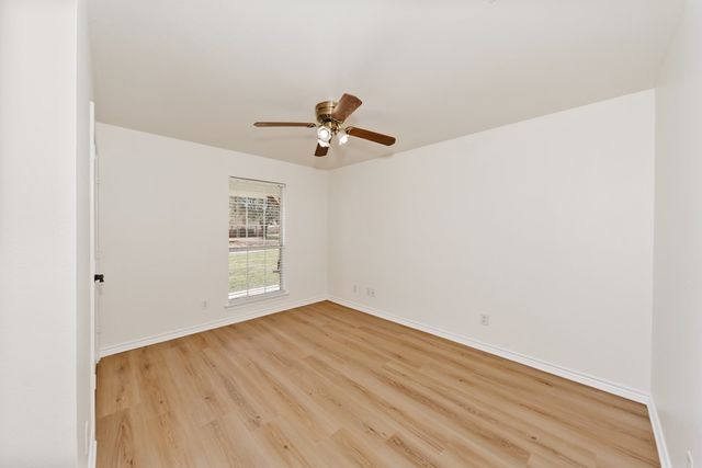 107 Ashley Street, Alvord, TX 76225