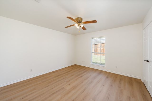 107 Ashley Street, Alvord, TX 76225