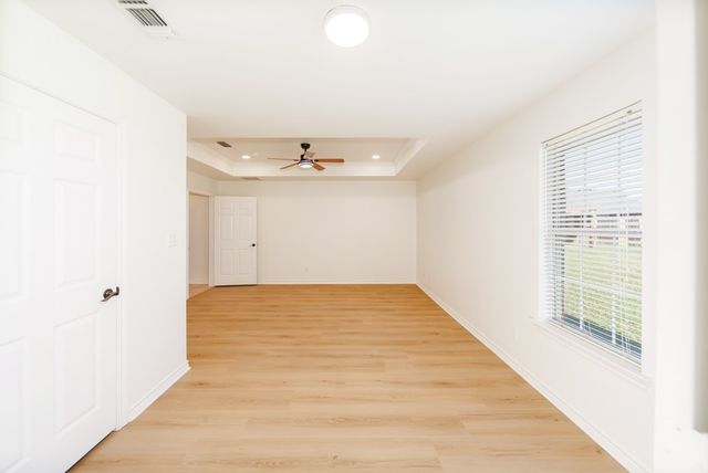 107 Ashley Street, Alvord, TX 76225