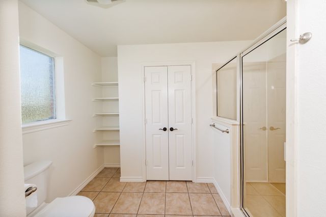 107 Ashley Street, Alvord, TX 76225