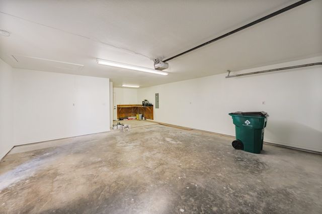 107 Ashley Street, Alvord, TX 76225