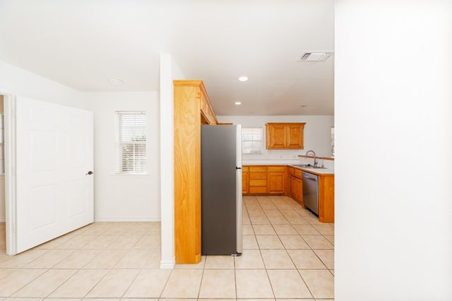 107 Ashley Street, Alvord, TX 76225