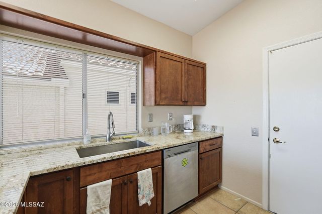14280 N Trade Winds Way, Oro Valley, AZ 85755