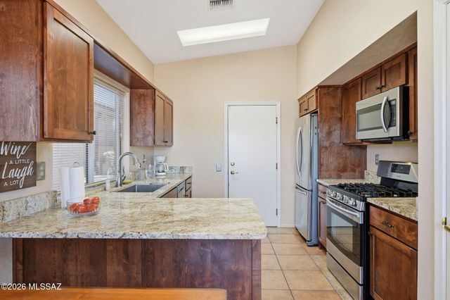 14280 N Trade Winds Way, Oro Valley, AZ 85755