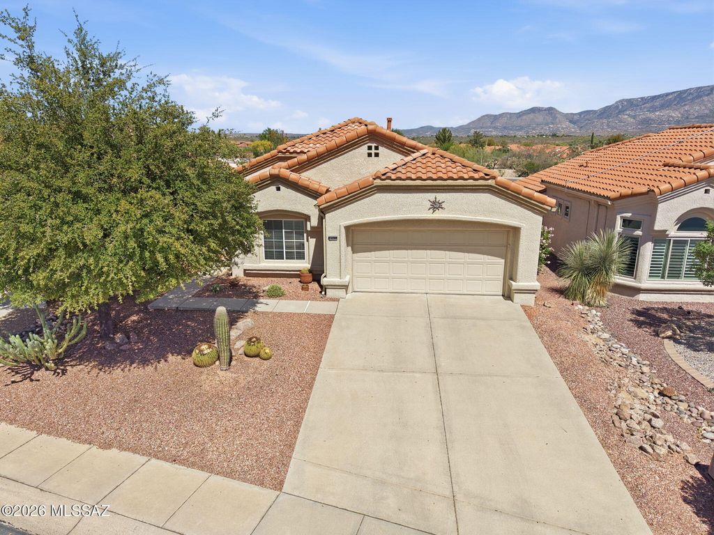 14280 N Trade Winds Way, Oro Valley, AZ 85755