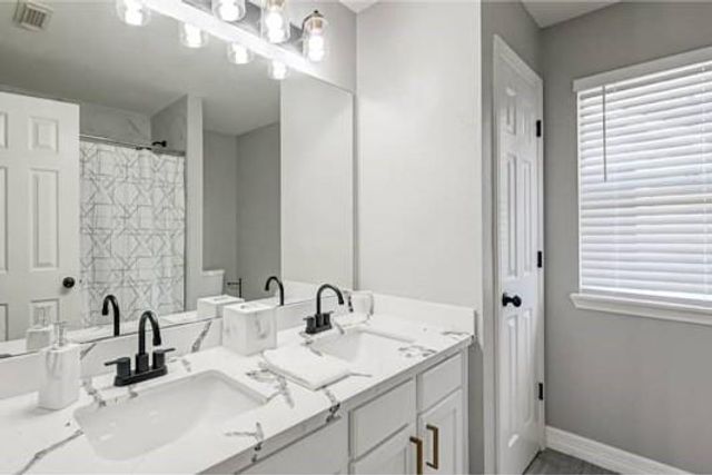 4807 Schiller Park Lane, Sugar Land, TX 77479