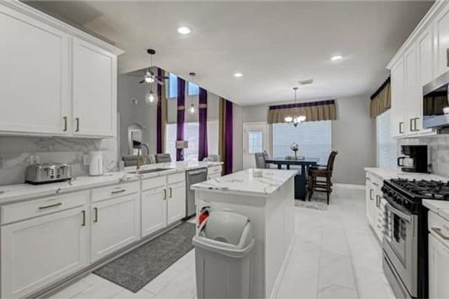 4807 Schiller Park Lane, Sugar Land, TX 77479