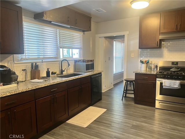 288 290 Mariposa, Sierra Madre, CA 91024