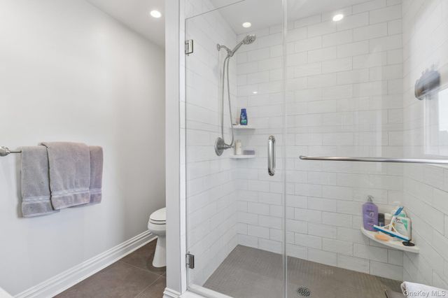 790 Garden Drive, Franklin Square, NY 11010