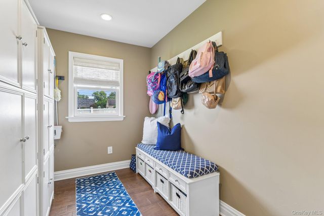 790 Garden Drive, Franklin Square, NY 11010