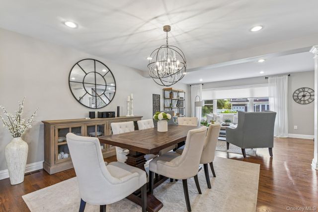 790 Garden Drive, Franklin Square, NY 11010