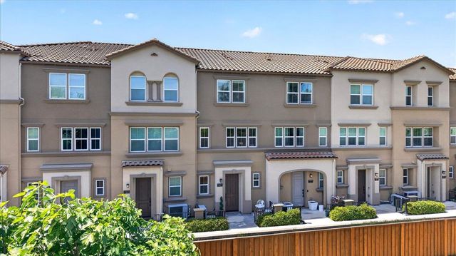 1340 Civic Center Drive 4, Santa Clara, CA 95050