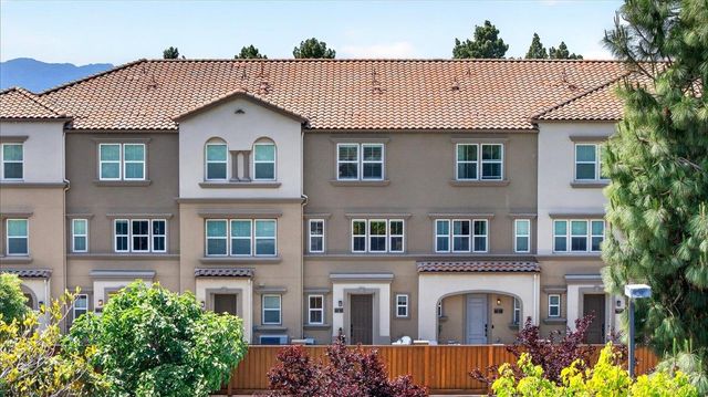 1340 Civic Center Drive 4, Santa Clara, CA 95050