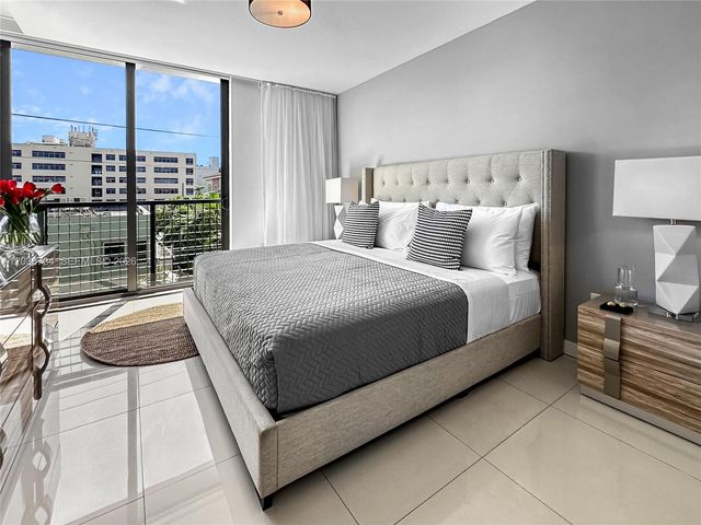 1120 98th Street 301, Bay Harbor Islands, FL 33154
