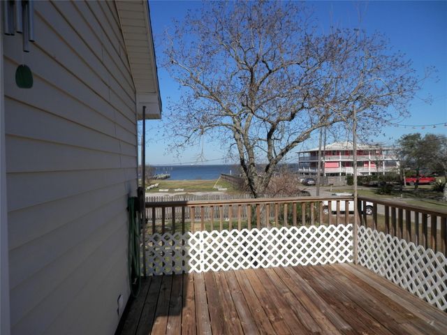 124 17th Street, Dickinson, TX 77539