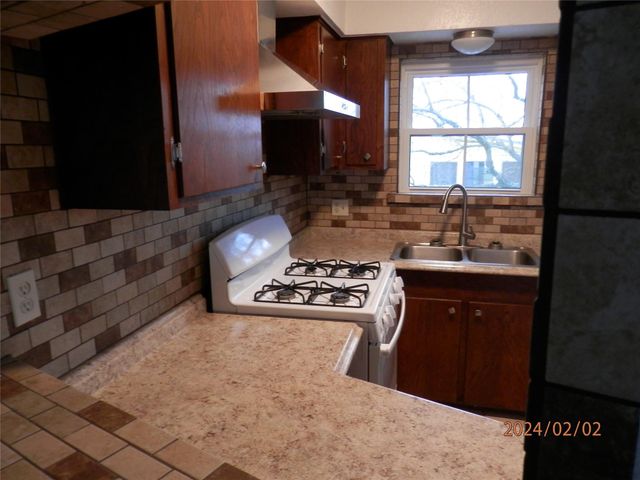 124 17th Street, Dickinson, TX 77539