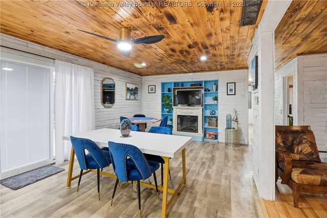 448 Kirby Road, Milton, WV 25541