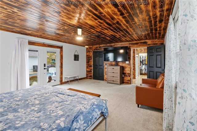 448 Kirby Road, Milton, WV 25541