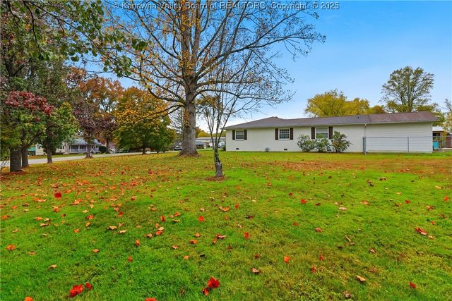 448 Kirby Road, Milton, WV 25541