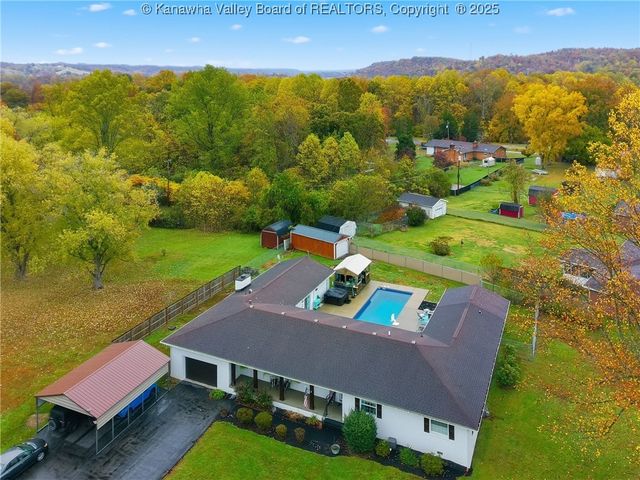 448 Kirby Road, Milton, WV 25541