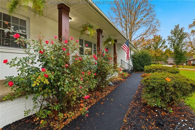 448 Kirby Road, Milton, WV 25541