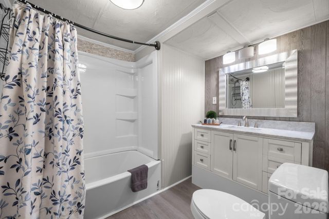 1124 Bradford Mountain Road, Lenoir, NC 28645