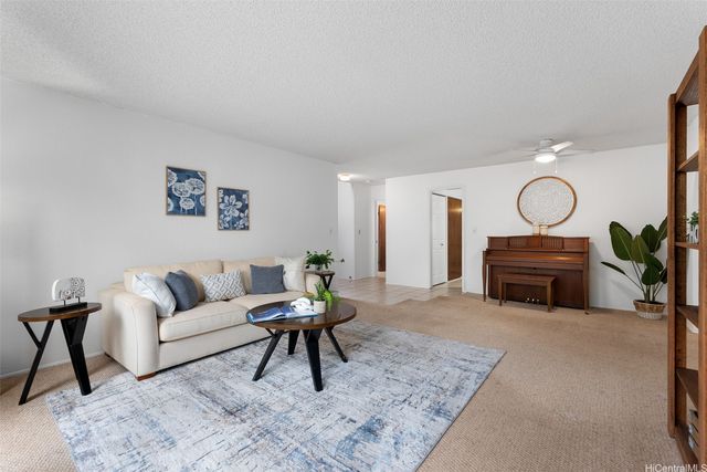 94-328 Hokuliilii Place, Mililani, HI 96789