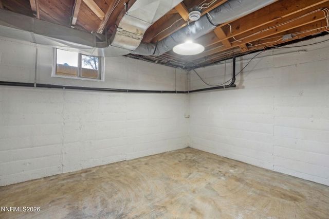 16 Raymond Drive, Reno, NV 89503