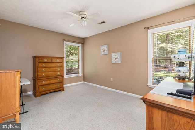 695 VULPINE DR, Gerrardstown, WV 25420