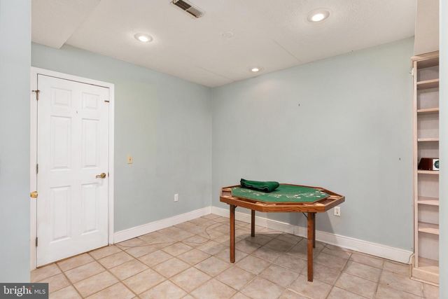 695 VULPINE DR, Gerrardstown, WV 25420