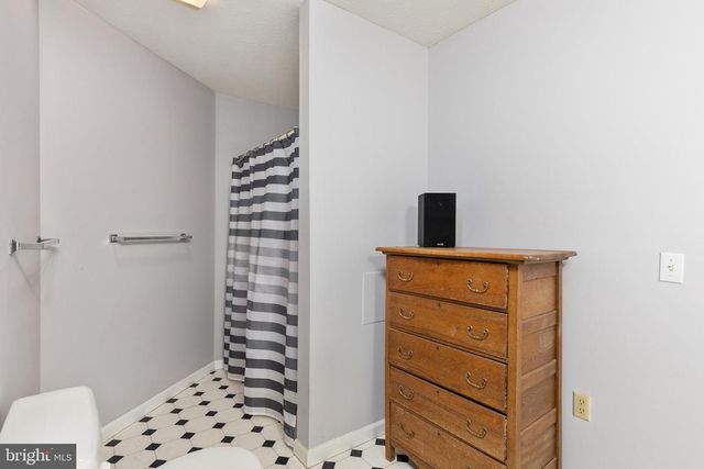 695 VULPINE DR, Gerrardstown, WV 25420