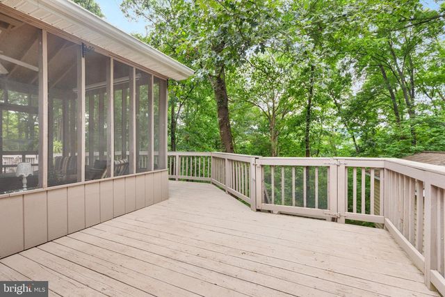 695 VULPINE DR, Gerrardstown, WV 25420