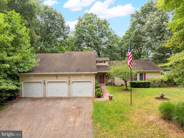 695 VULPINE DR, Gerrardstown, WV 25420