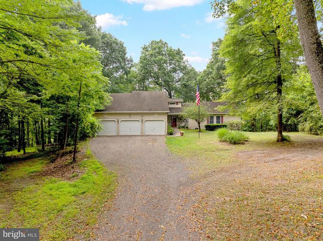 695 VULPINE DR, Gerrardstown, WV 25420