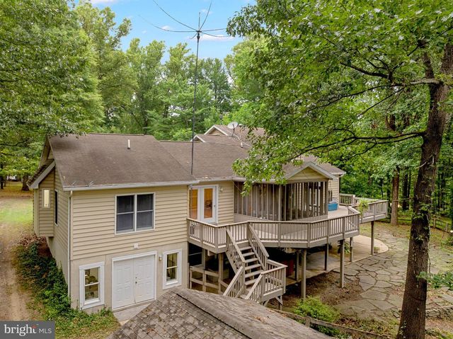 695 VULPINE DR, Gerrardstown, WV 25420
