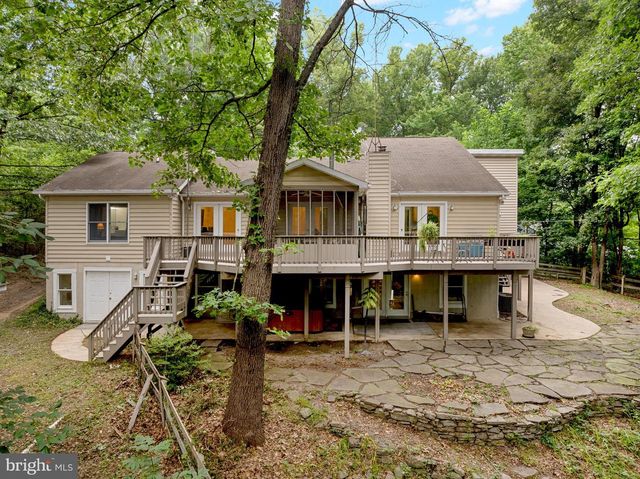 695 VULPINE DR, Gerrardstown, WV 25420