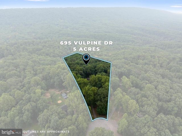 695 VULPINE DR, Gerrardstown, WV 25420