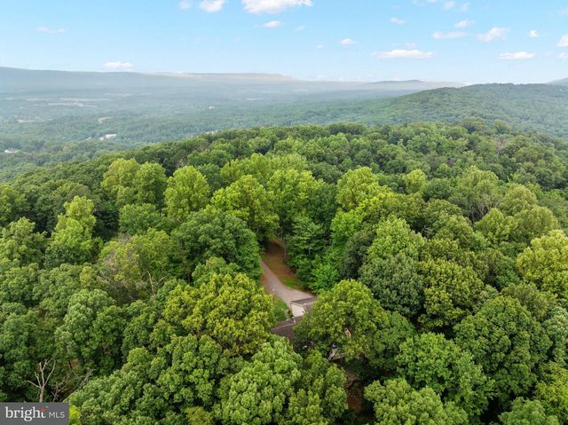 695 VULPINE DR, Gerrardstown, WV 25420